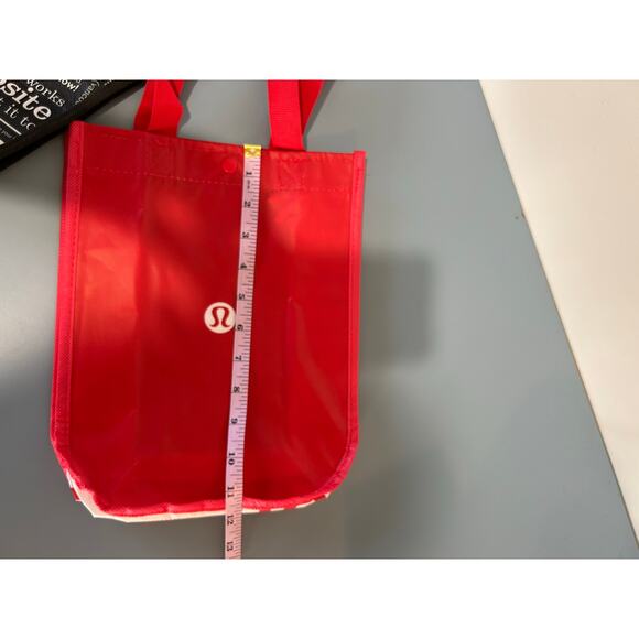 Lululemon reusable shopping bags pair of two different styles small - Picture 6 of 6